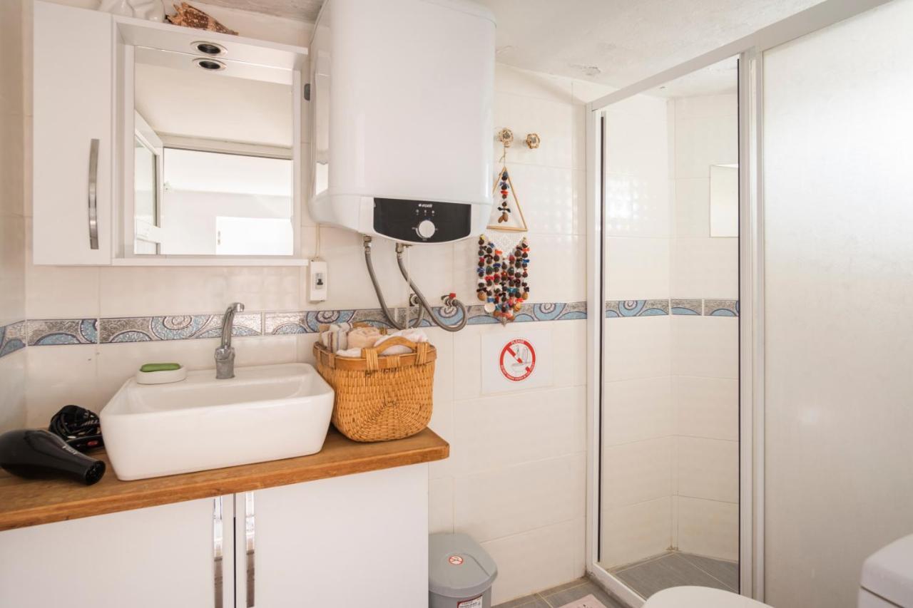 Central, Cozy, 15 Min Walk To The Beach, Fast Wi-Fi, Free Parking, 4Ppl Бодрум Екстер'єр фото