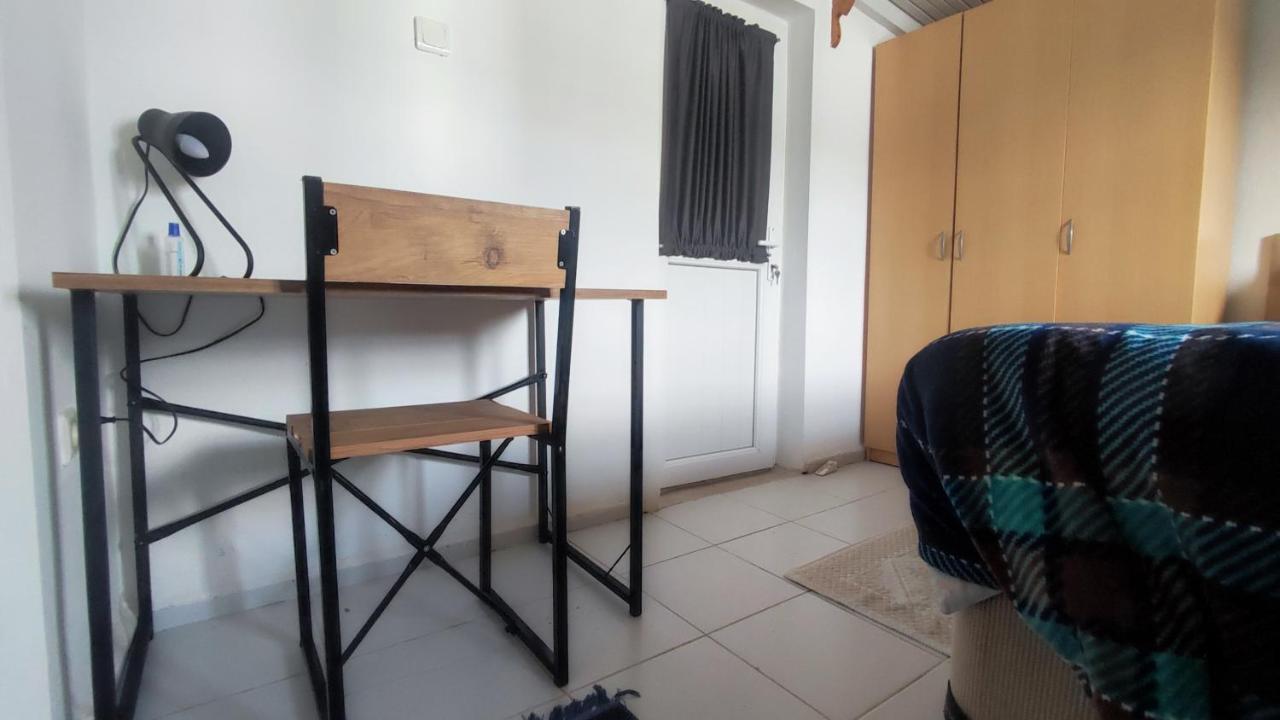 Central, Cozy, 15 Min Walk To The Beach, Fast Wi-Fi, Free Parking, 4Ppl Бодрум Екстер'єр фото