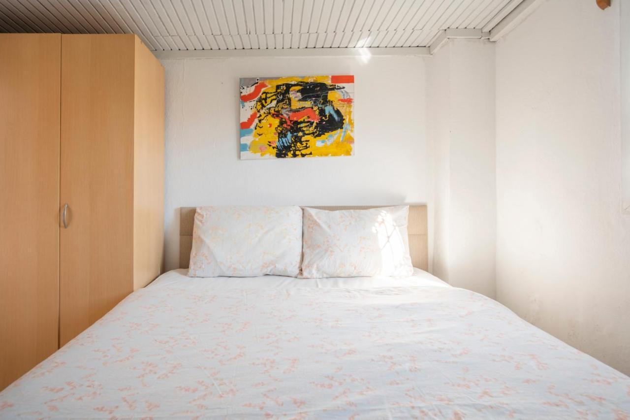 Central, Cozy, 15 Min Walk To The Beach, Fast Wi-Fi, Free Parking, 4Ppl Бодрум Екстер'єр фото