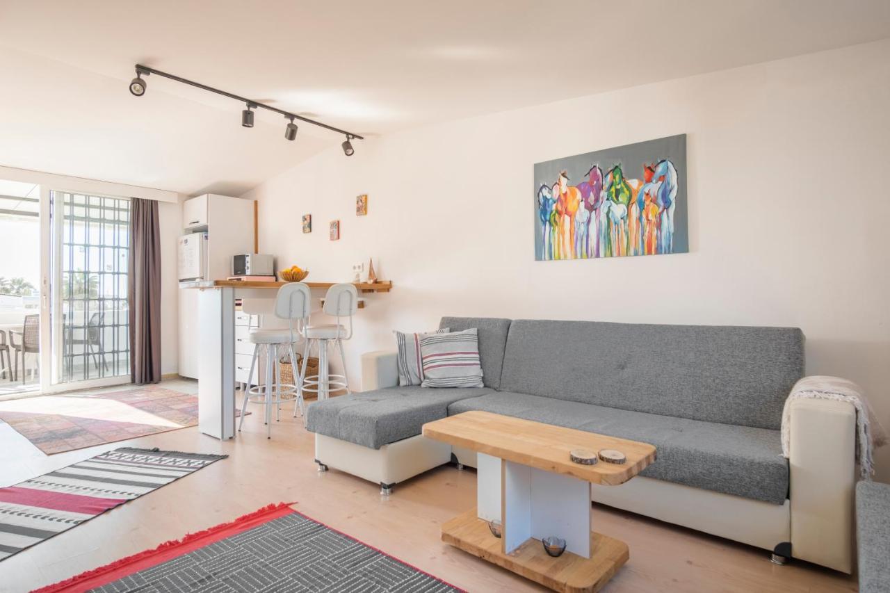 Central, Cozy, 15 Min Walk To The Beach, Fast Wi-Fi, Free Parking, 4Ppl Бодрум Екстер'єр фото